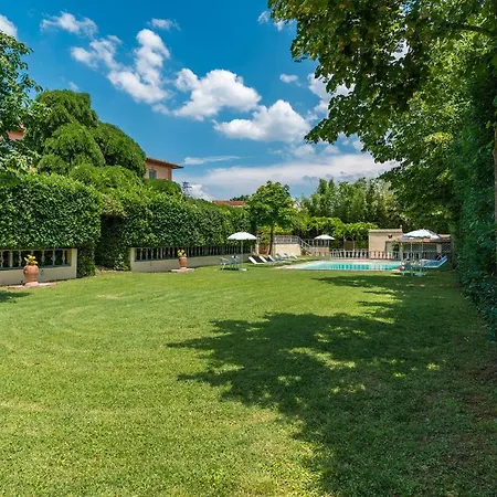 Villa Delle Sophore 16&4, Emma