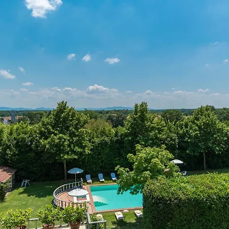 Delle Sophore 16&4, Emma Villa Cortona