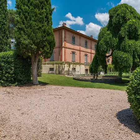 Villa Delle Sophore 16&4, Emma *